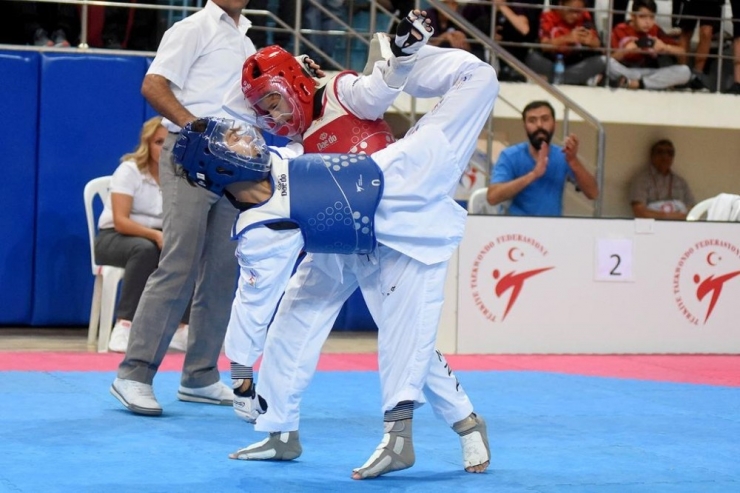 Türkiye Şampiyonu Tekvandocu Avrupa’da Ülkemizi Temsil Edecek