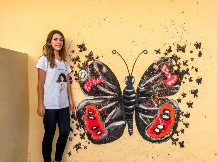 Meslektaşları Tatildeyken O Okulun Tadilatını Tamamladı