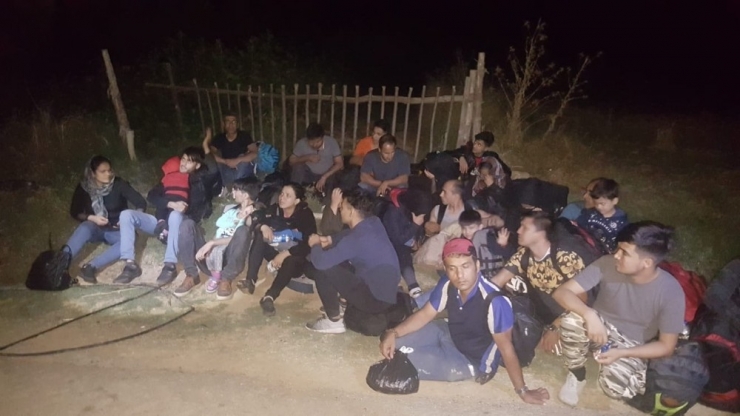 Çanakkale’de 48 Mülteci Yakalandı