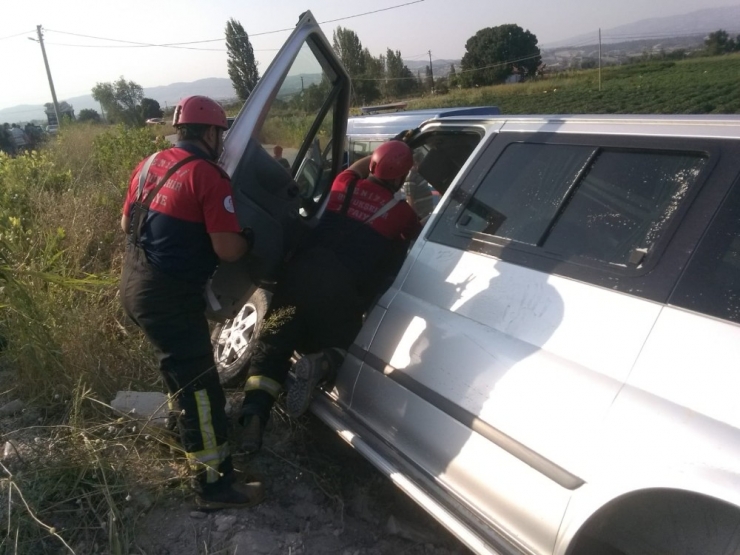 Denizli’de Trafik Kazası: 2 Yaralı