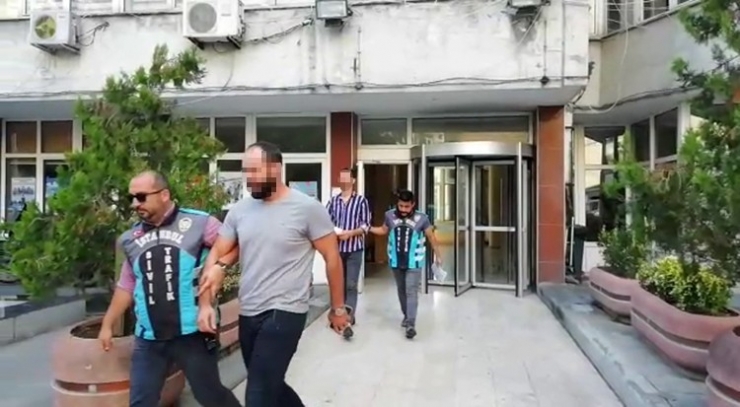 Tem Otoyolu’nda “Makas” Atarak Yarışan Magandalar 24 Saat Geçmeden Yakalandı