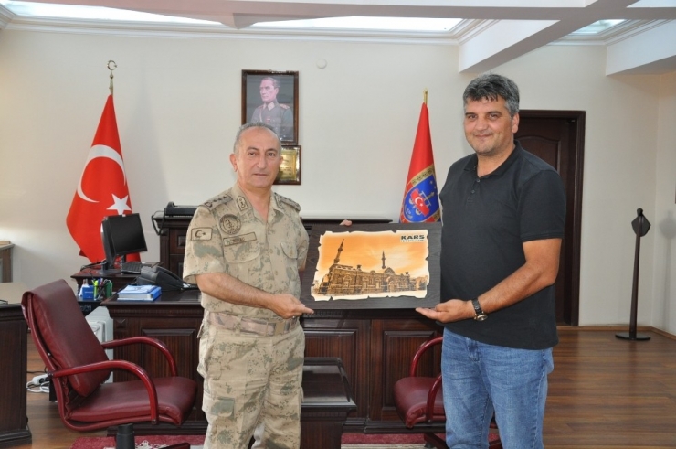 Gazetecilerden Jandarma Komutanı Kılıç’a Veda Ziyareti