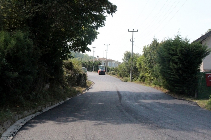 Büyükşehir Asfalt Ekipleri Sapanca’da