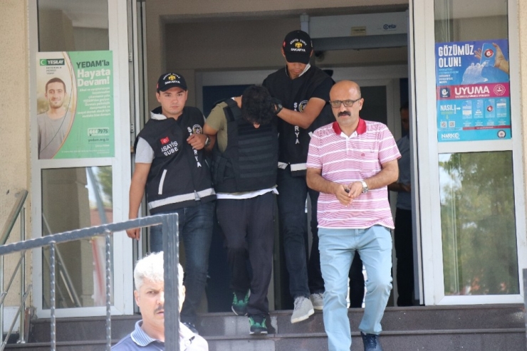 Keserle Babasını Öldüren Şahıs Adliyeye Sevk Edildi