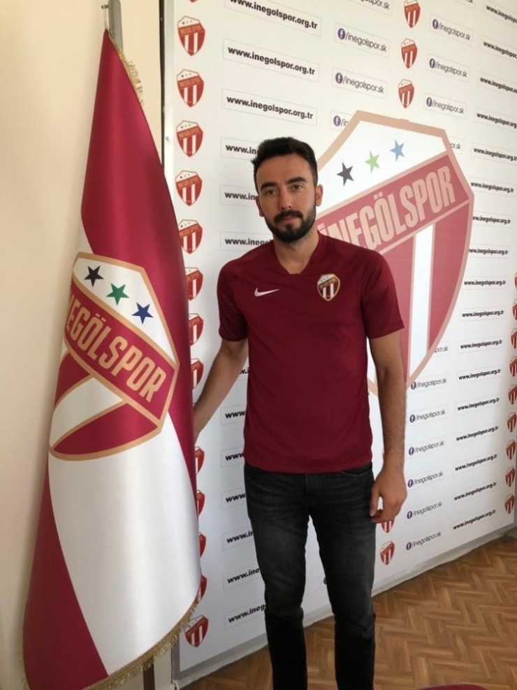 İnegölspor Emre Öztürk İle Anlaştı
