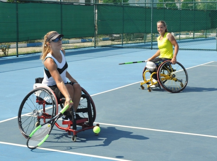 Çok Özel Şampiyonlar