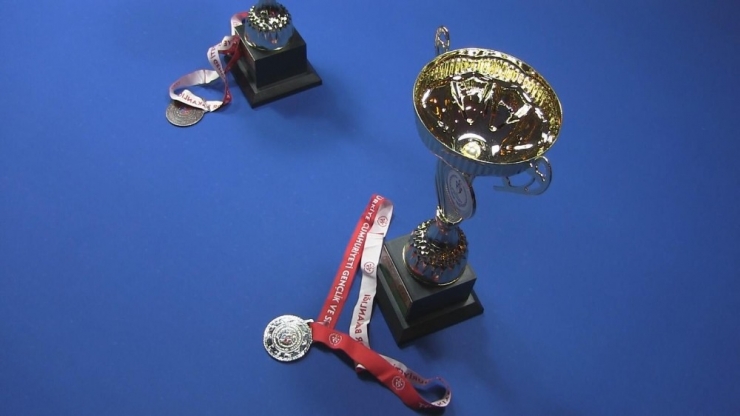 Niğde’de 3 Bant Bilardo Turnuvası Yapıldı