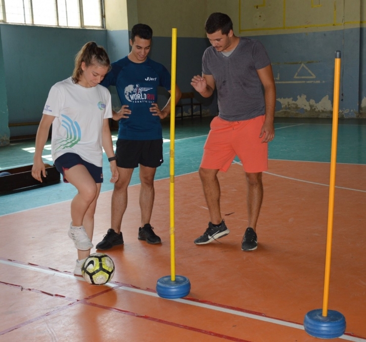 Şampiyon Cimnastikçilerin Yeni Hedefi 2020 Bakü