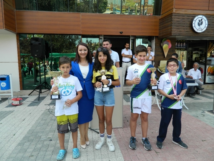 Pazaryeri’nde ‘Zafer Kupası’ Elo Satranç Turnuvası Sona Erdi