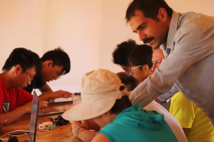 The Cartoon Mill’de, Japon Sanatçıların Anısına Anıt