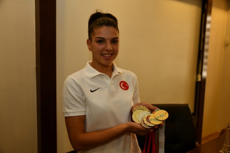 7. Kez Üst Üste Dünya Şampiyonluğunu Getiren Atlayış