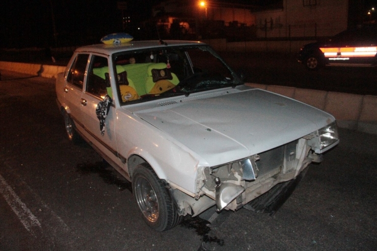 Otomobilin Çarptığı Anneanne Öldü, Torunu Ağır Yaralandı