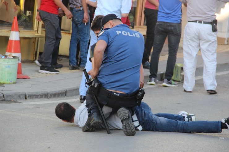 Kız Çocuğuna Taciz İddiası Mahalleyi Karıştırdı
