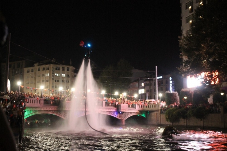 Eskişehir’in Kurtuluşu Fener Alayı Geçidi İle Kutlandı