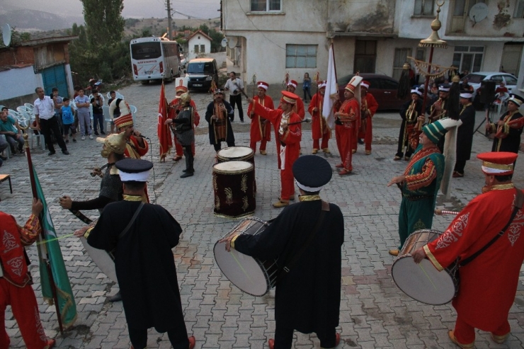 Kütahya Evliya Çelebi Mehteran Takımı’ndan Günlüce’de Halk Konseri