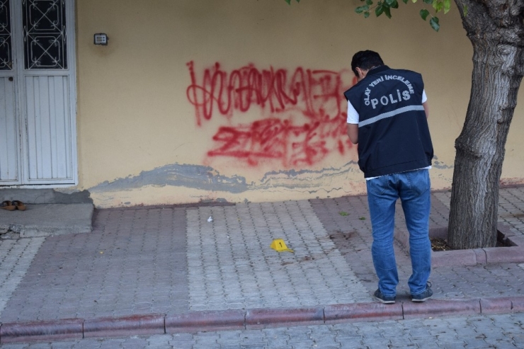 Balkondan Düşen 3 Yaşındaki Çocuk Yaralandı