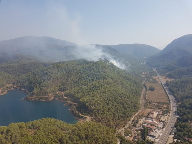 Bölgedeki Tüm Ekipler Marmaris Yangınına Sevk Edildi
