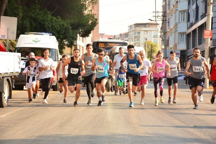Torbalı, ‘Kurtuluş’ İçin Koştu