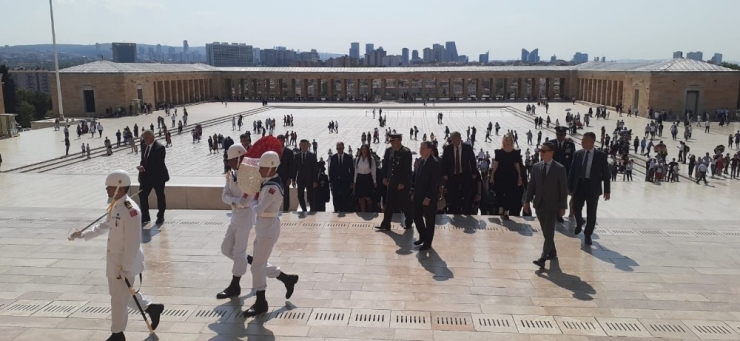 Abd’nin Yeni Büyükelçisi Satterfield Anıtkabir’de