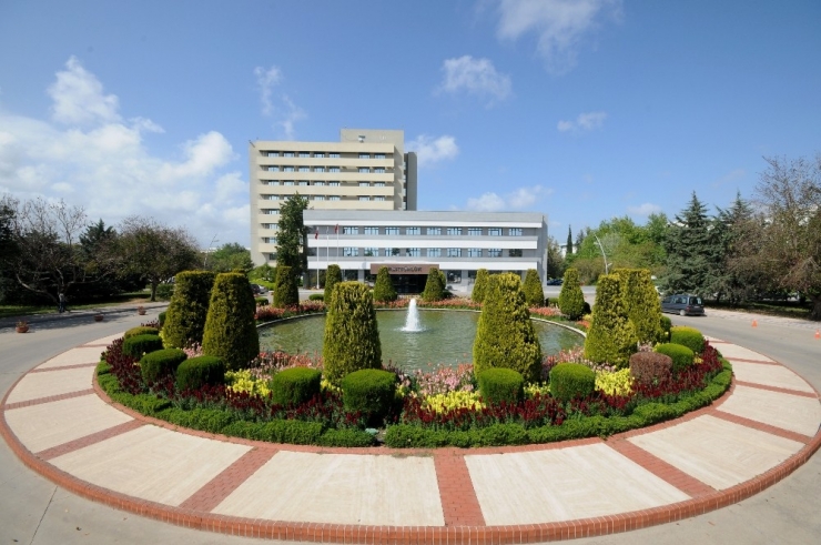 Aü Öğretim Üyelerinin Projelerine Tübitak’tan Destek