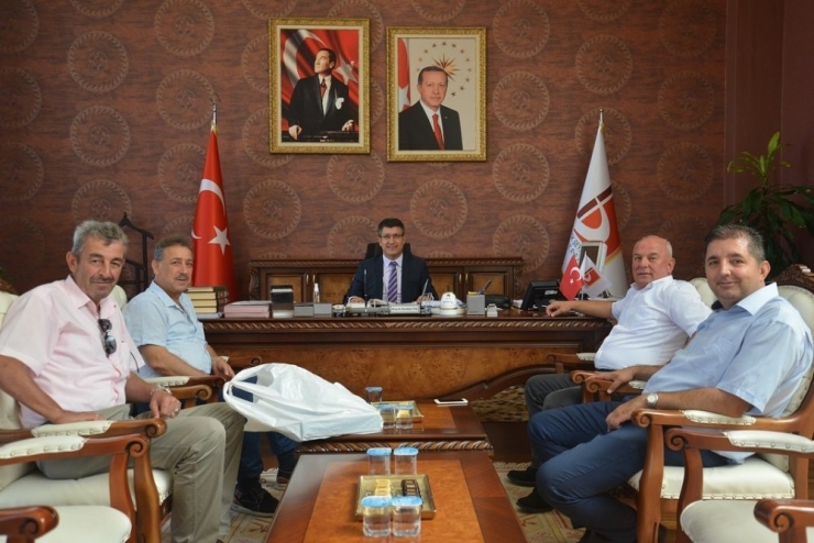 Askf’dan Rektör Taş’a Ziyaret