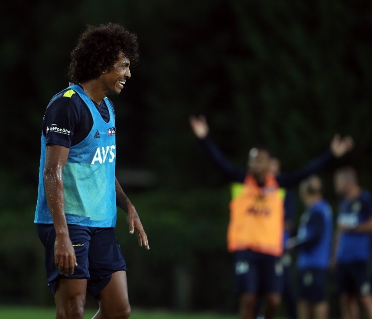 Gustavo Ve Volkan Demirel İlk Antrenmanına Çıktı