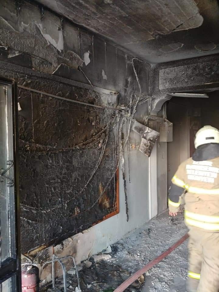 İzmir’de İlkokulda Yangın