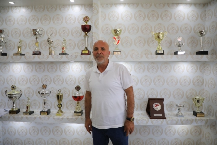 Hasan Çavuşoğlu: "Milli Araya Lider Girmemiz Bizim İçin Güzel Bir Duygu"