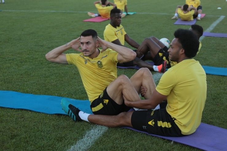 Yeni Malatyaspor’da Hazırlıklar Sürüyor