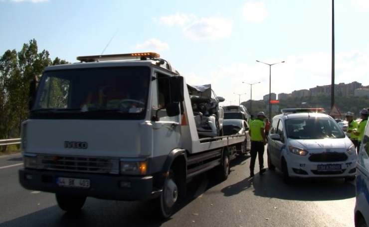 Tem Otoyolu’nda Zincirleme Trafik Kazası