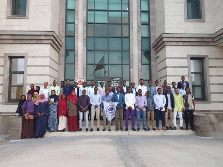 Türkiye Mezunlarından Yeni Uluslararası Öğrencilere Uyum Programı