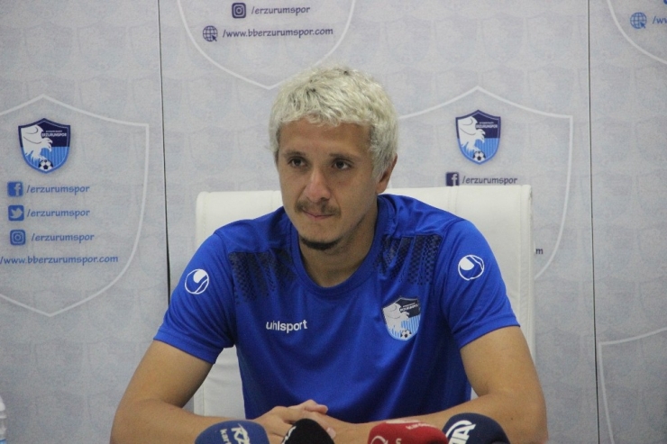 Muzaffer Bilazer: "Taylan Antalyalı Her Zaman Bu Kulüpte Anılacak Çok Değerli Bir Futbolcu"