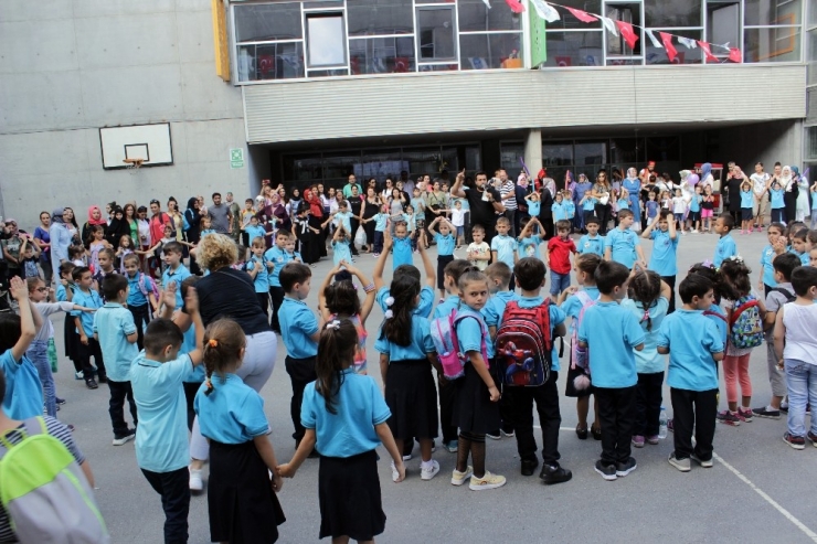 Minikler Eyüpsultan’da Uyum Haftası Heyecanı Yaşadı