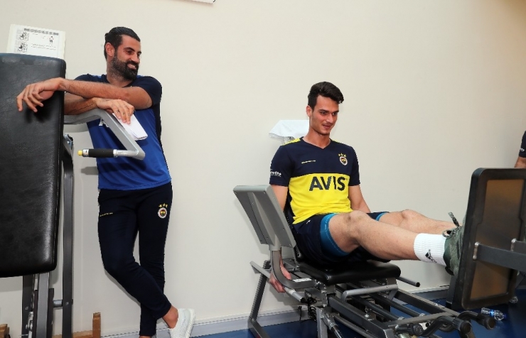 Fenerbahçe Salonda Çalıştı