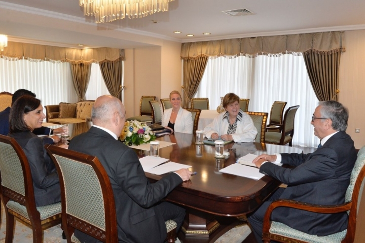 Bm’nin Kıbrıs’taki Mekik Diplomasisi 5. Gününde