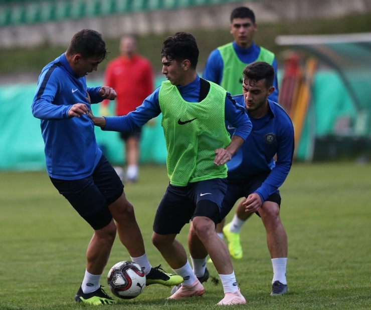 Osmanlıspor Çift Antrenman Yaptı