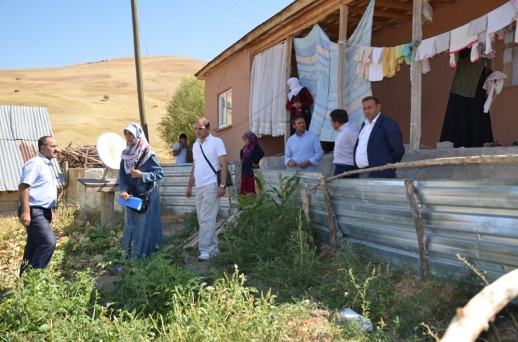 Muş’ta Zehirlenme Şüphesi: 1 Çocuk Öldü, Anne Ve 3 Çocuk Tedavi Altında