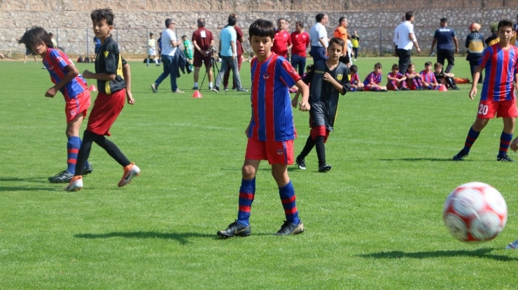 Niğde U12 Cup Turnuvası Yapıldı