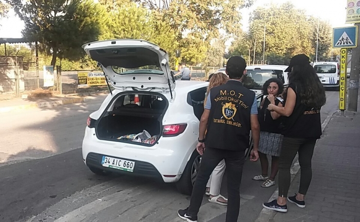 Polis Okul Çevresinde Kuş Uçurtmuyor