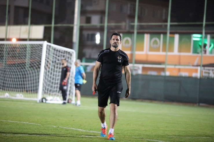 Erol Bulut: ”Fenerbahçe Maçından 3 Puanla Ayrılma Hedefimiz Var”