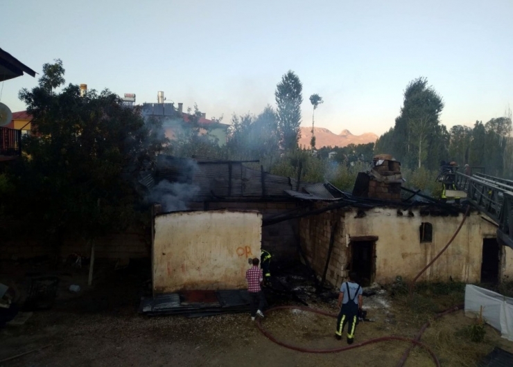 Van’da Kömürlük Yangını