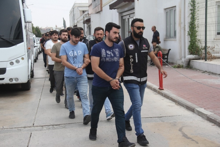 Fetö Şüphelisi 20 Kişi Adliyeye Sevk Edildi