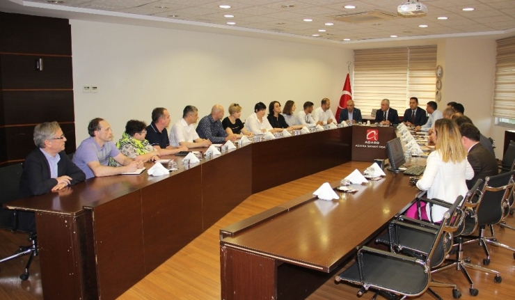 Rus Tekstilciler Adana Kumaşına Geldi