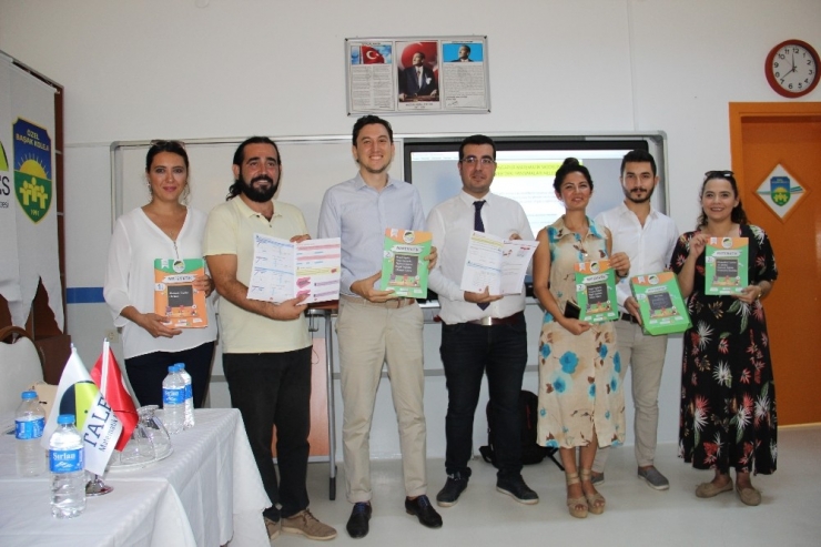 Kendi Kitaplarını Kendileri Ürettiler