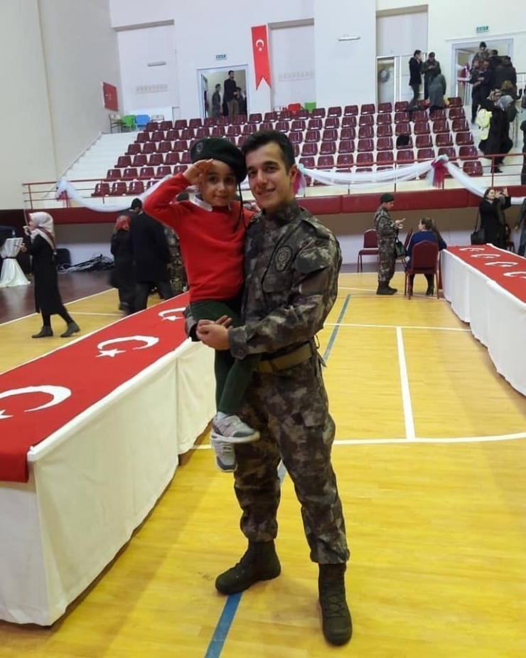 Trafik Kazasında Ağır Yaralanan Özel Hareket Polisi Hayatını Kaybetti