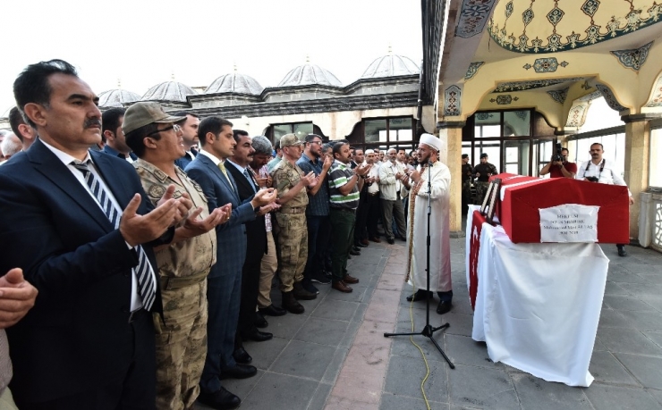 Özel Hareket Polisi Muhammed Mert Altaş Memleketi Ahlat’ta Toprağa Verildi
