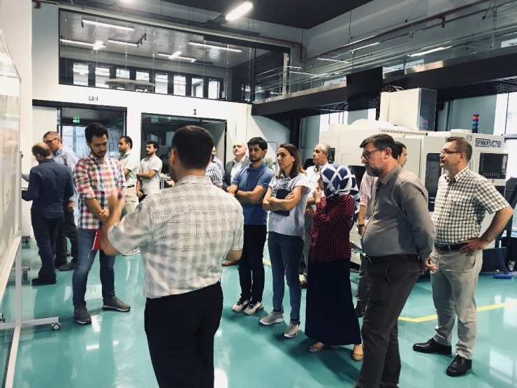 Bursa Model Fabrika’da Eğitimler Başladı
