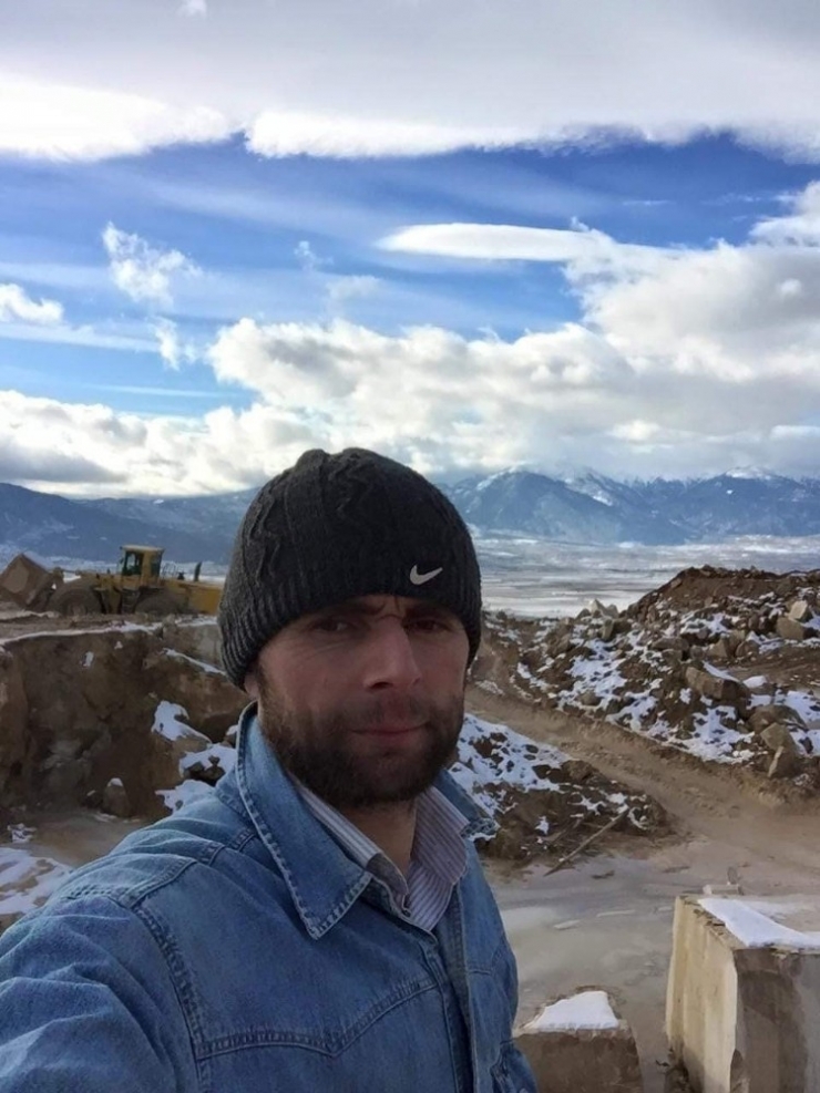 Mermer Bloğundan Kopan Parçaların Altında Kalarak Öldü