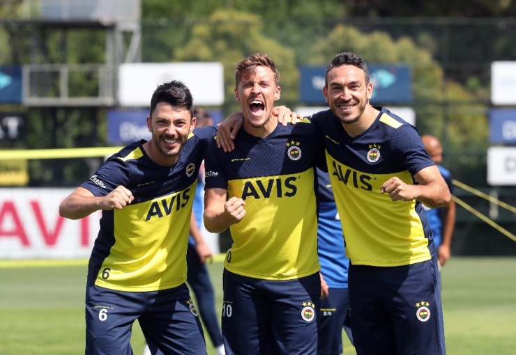 Fenerbahçe, Alanyaspor Maçı Hazırlıklarını Sürdürdü