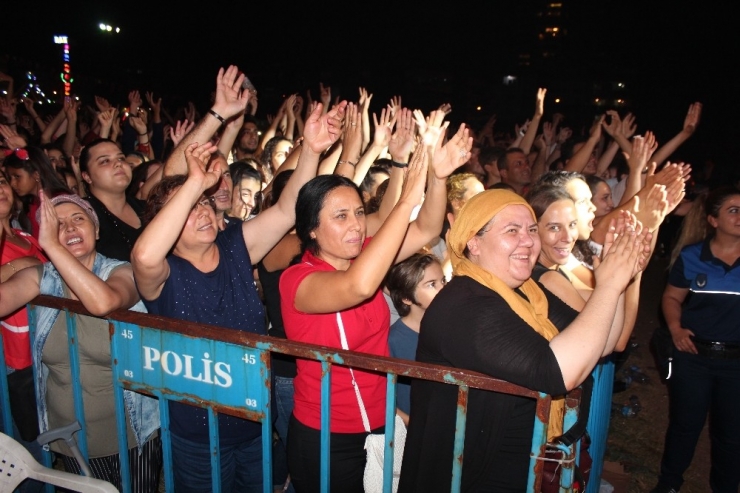 Alaşehir’de Koray Avcı Rüzgarı